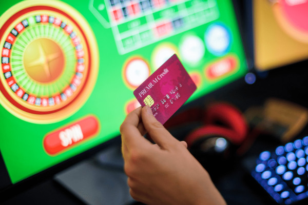 Вывод средств